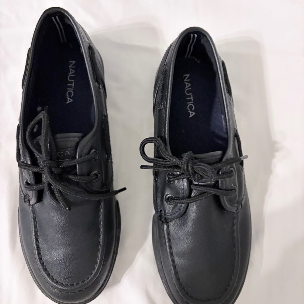 Nautica Men's Classic Black Boat Shoes
